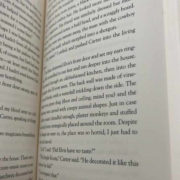 THE RED PYRAMID DISNEY BY AUTHOR RICK‎ RIORDAN - Picture 8 of 8